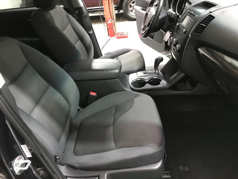 Used-2013-Kia-Sorento-LX-AWD