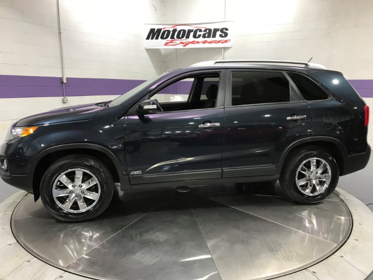 Used-2013-Kia-Sorento-LX-AWD