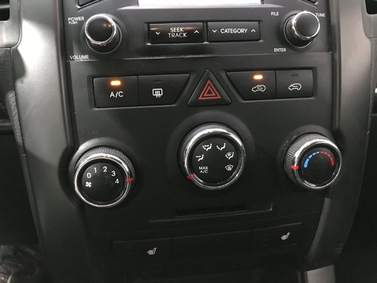 Used-2013-Kia-Sorento-LX-AWD