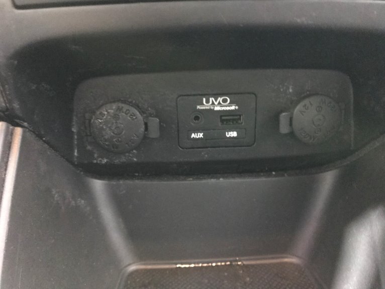 Used-2013-Kia-Sorento-LX-AWD