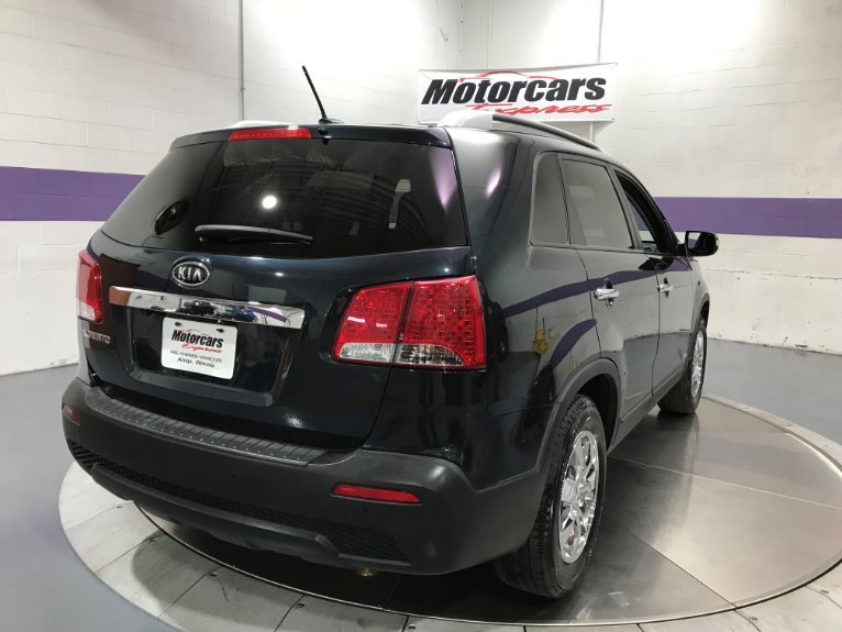 Used-2013-Kia-Sorento-LX-AWD