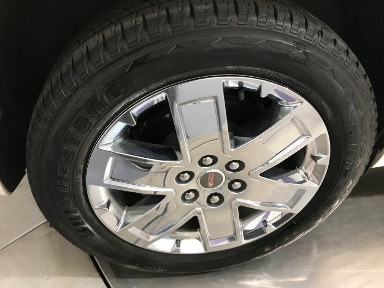 Used-2015-GMC-Acadia-Denali