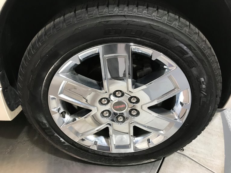 Used-2015-GMC-Acadia-Denali