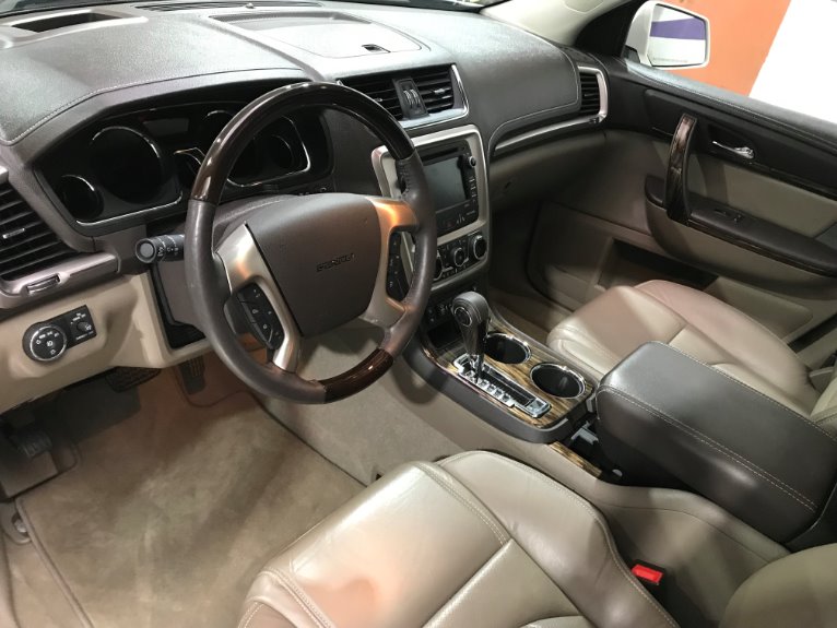 Used-2015-GMC-Acadia-Denali