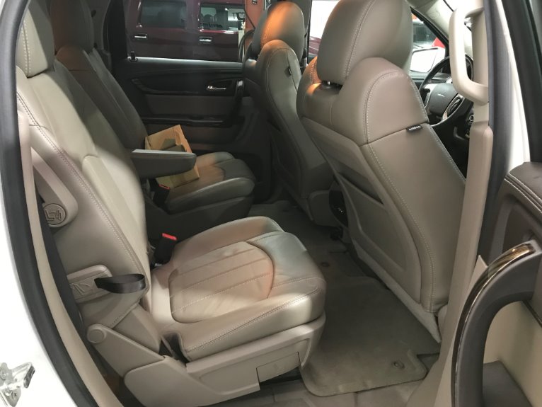 Used-2015-GMC-Acadia-Denali