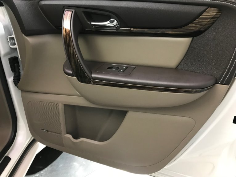 Used-2015-GMC-Acadia-Denali