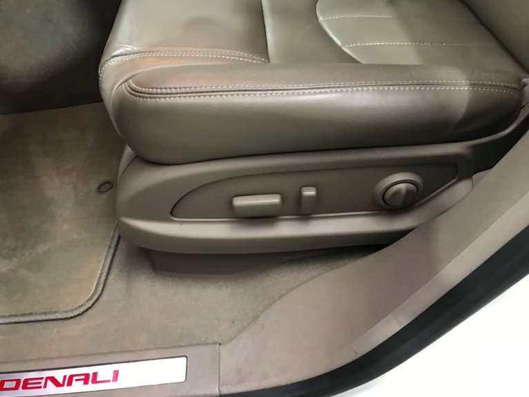 Used-2015-GMC-Acadia-Denali