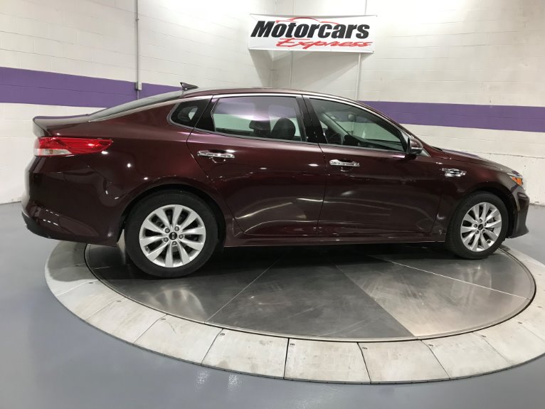 Used-2017-Kia-Optima-EX