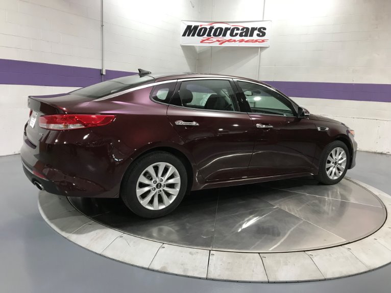 Used-2017-Kia-Optima-EX