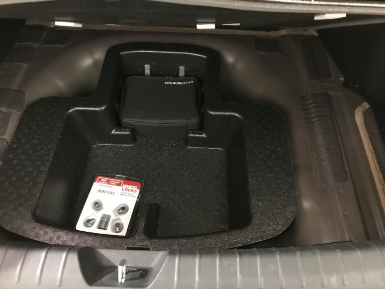 Used-2017-Kia-Optima-EX