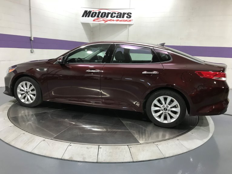 Used-2017-Kia-Optima-EX