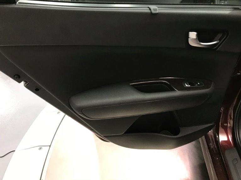 Used-2017-Kia-Optima-EX
