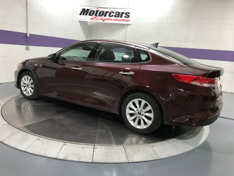 Used-2017-Kia-Optima-EX