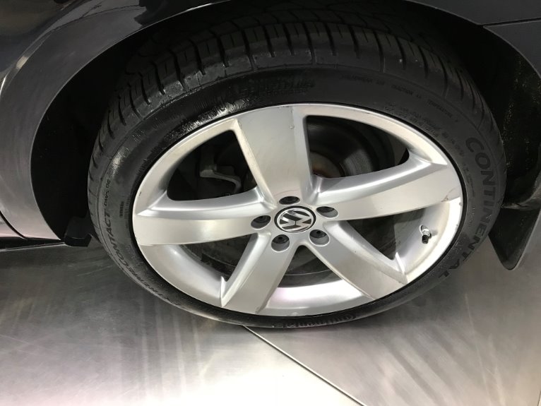 Used-2011-Volkswagen-CC-Lux-Plus
