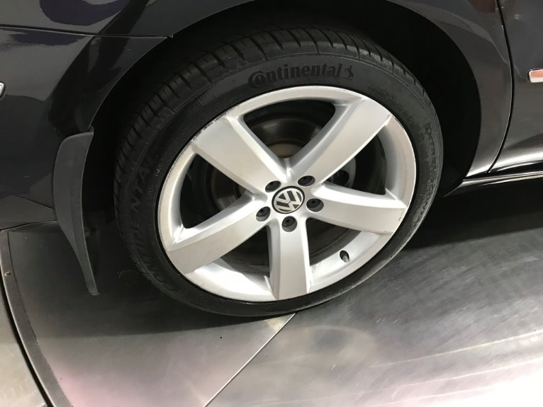 Used-2011-Volkswagen-CC-Lux-Plus