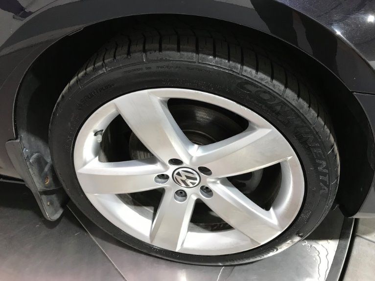 Used-2011-Volkswagen-CC-Lux-Plus