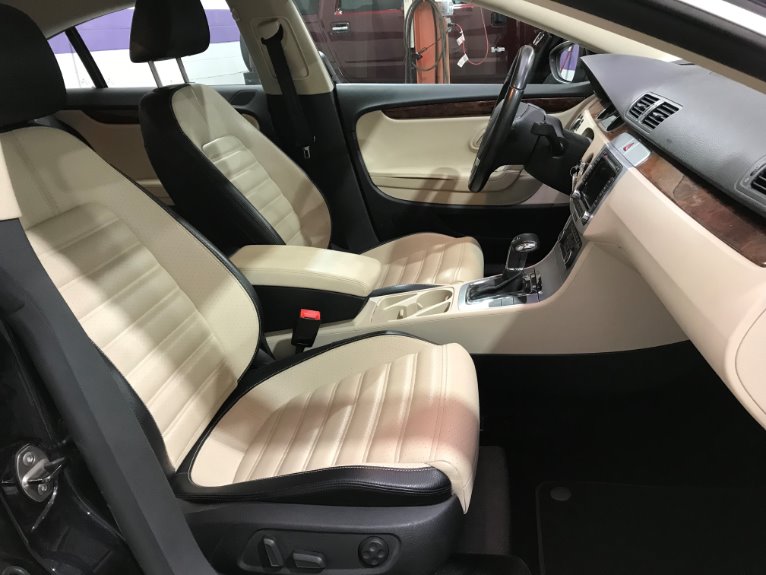 Used-2011-Volkswagen-CC-Lux-Plus
