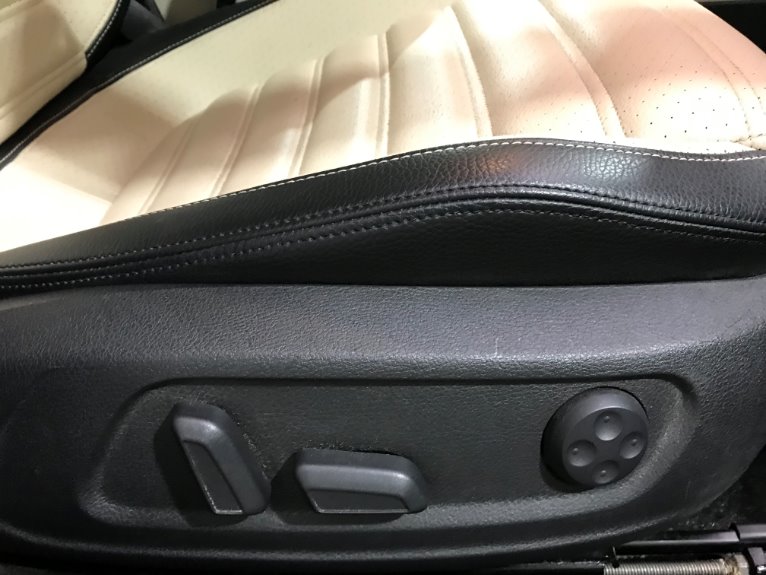 Used-2011-Volkswagen-CC-Lux-Plus