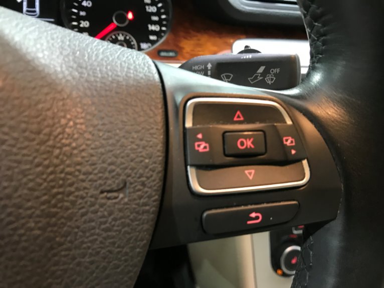 Used-2011-Volkswagen-CC-Lux-Plus