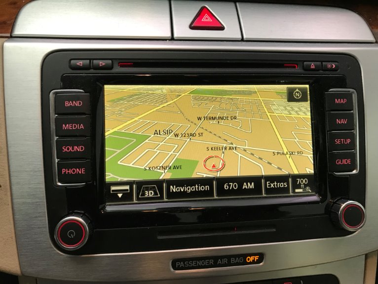 Used-2011-Volkswagen-CC-Lux-Plus