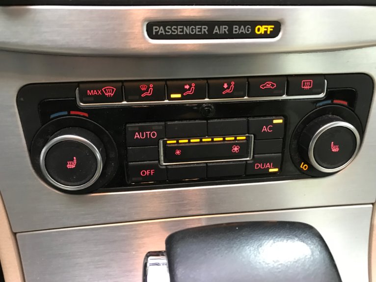 Used-2011-Volkswagen-CC-Lux-Plus