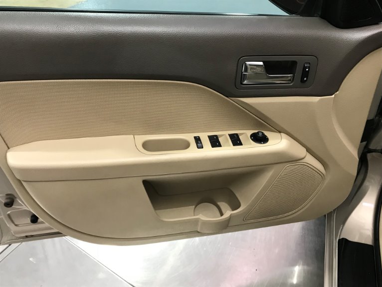 Used-2006-Mercury-Milan-V6-Premier