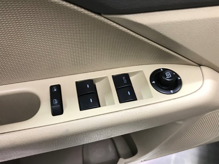 Used-2006-Mercury-Milan-V6-Premier
