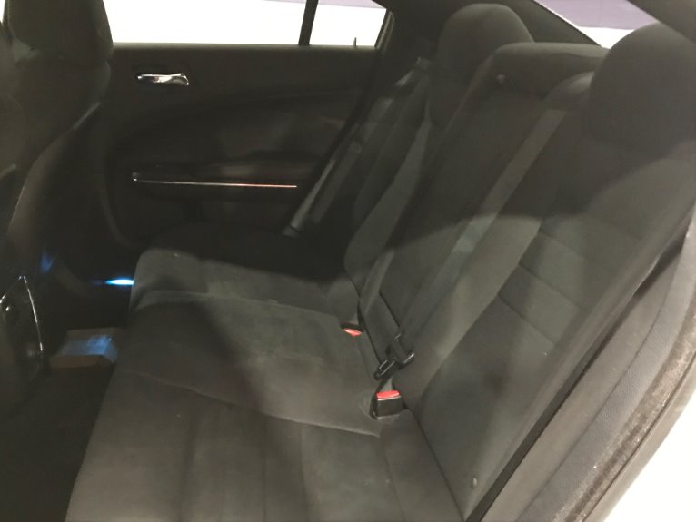 Used-2014-Dodge-Charger-SE