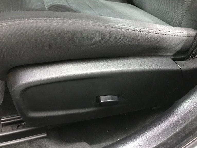 Used-2014-Dodge-Charger-SE