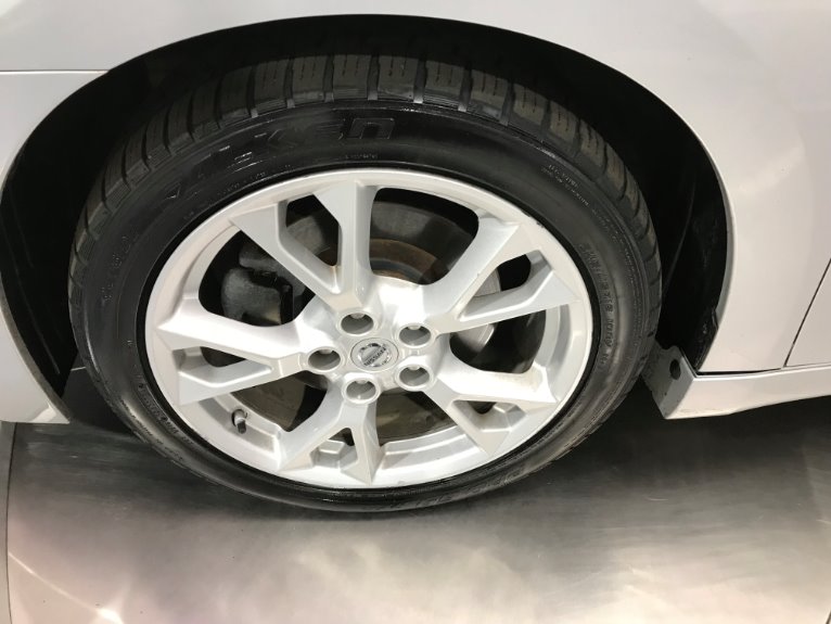 Used-2013-Nissan-Maxima-35-SV