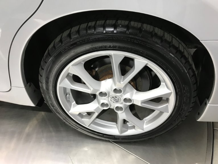 Used-2013-Nissan-Maxima-35-SV