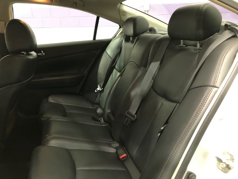 Used-2013-Nissan-Maxima-35-SV