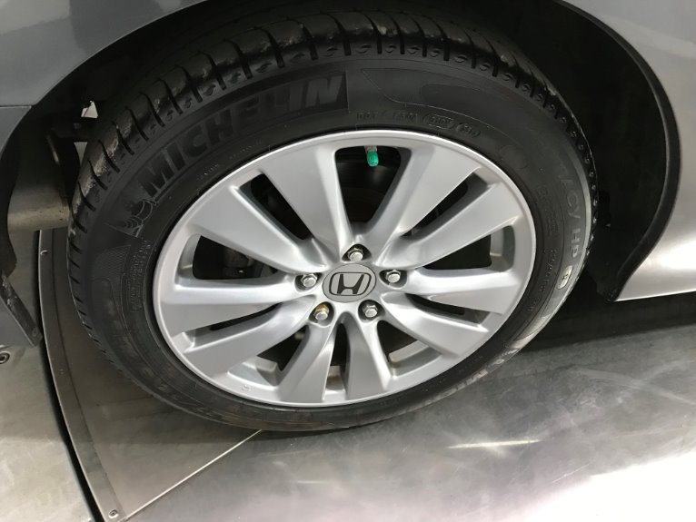 Used-2011-Honda-Accord-EX-L-V6