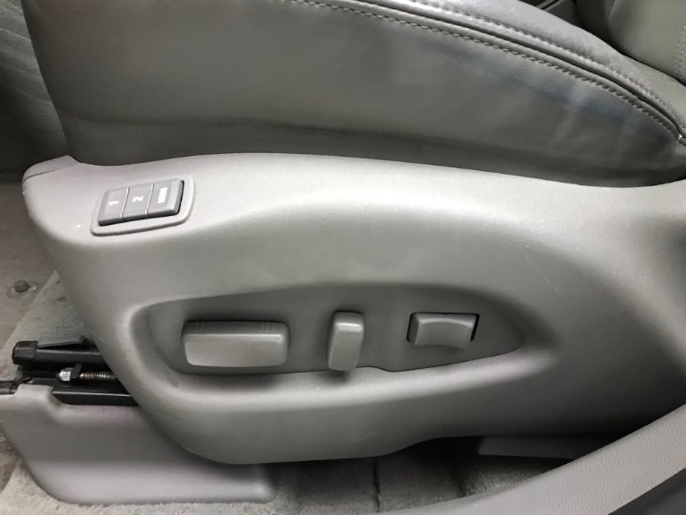 Used-2010-Cadillac-SRX-Luxury-Collection