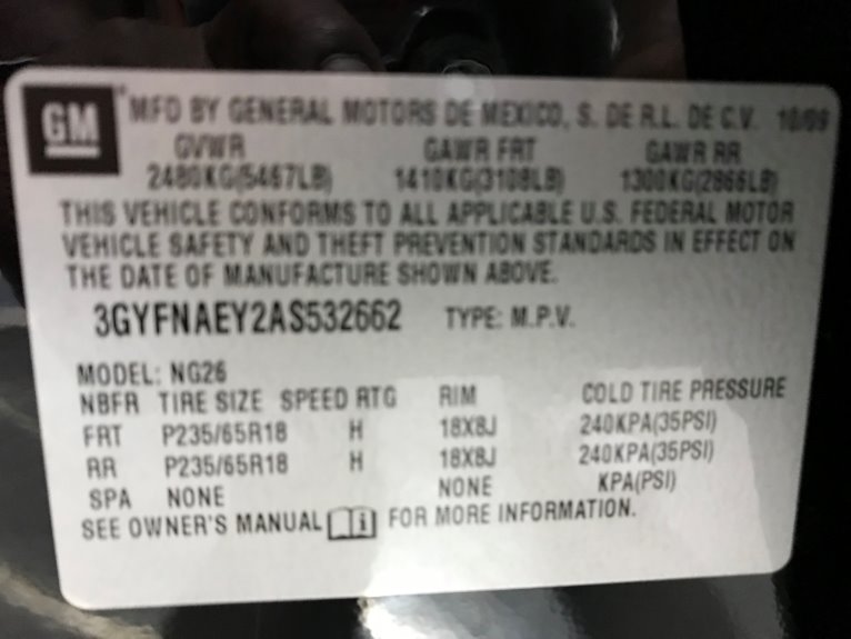 Used-2010-Cadillac-SRX-Luxury-Collection