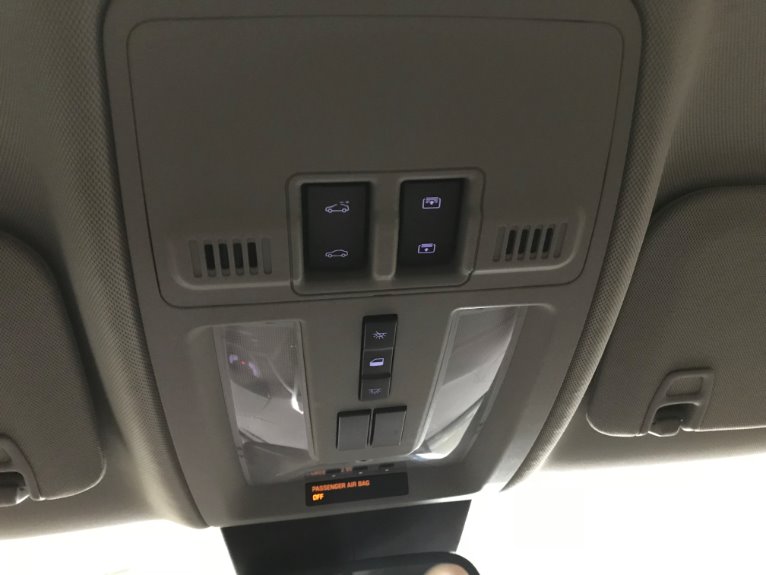 Used-2010-Cadillac-SRX-Luxury-Collection