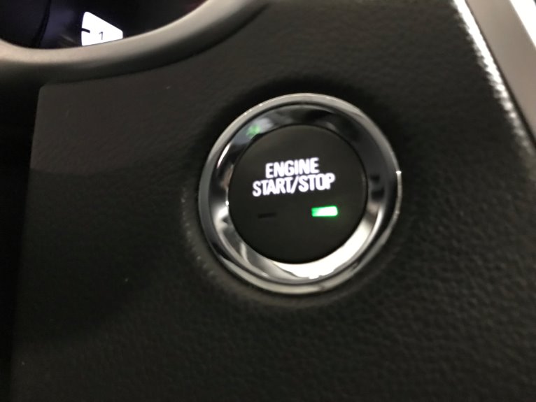 Used-2010-Cadillac-SRX-Luxury-Collection