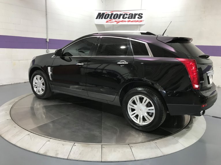 Used-2010-Cadillac-SRX-Luxury-Collection