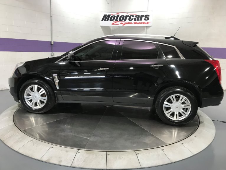 Used-2010-Cadillac-SRX-Luxury-Collection