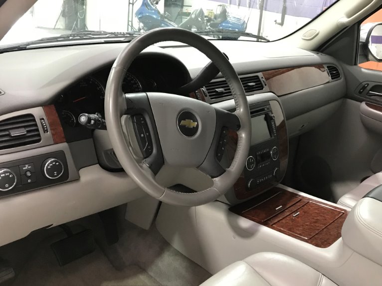 Used-2008-Chevrolet-Tahoe-LTZ