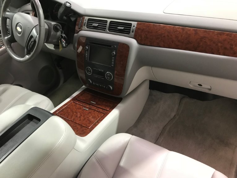 Used-2008-Chevrolet-Tahoe-LTZ