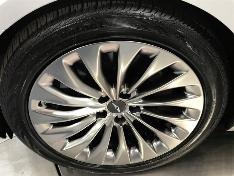 Used-2018-Genesis-G90-AWD-50L-Ultimate
