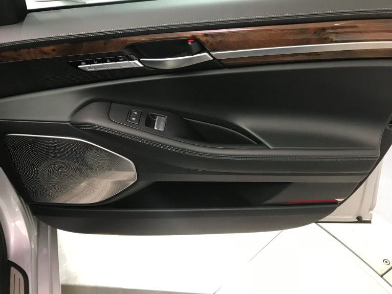 Used-2018-Genesis-G90-AWD-50L-Ultimate