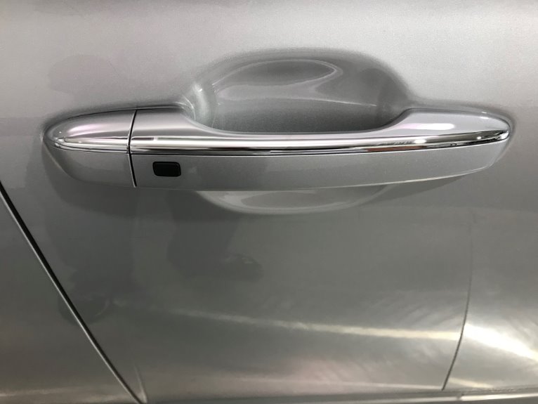 Used-2018-Genesis-G90-AWD-50L-Ultimate