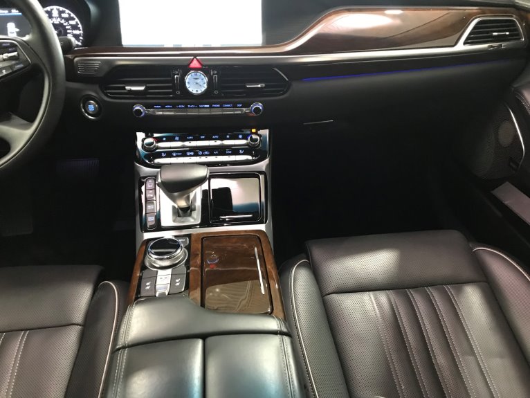 Used-2018-Genesis-G90-AWD-50L-Ultimate
