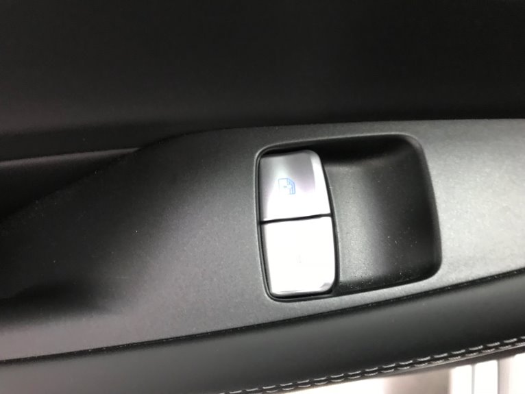 Used-2018-Genesis-G90-AWD-50L-Ultimate