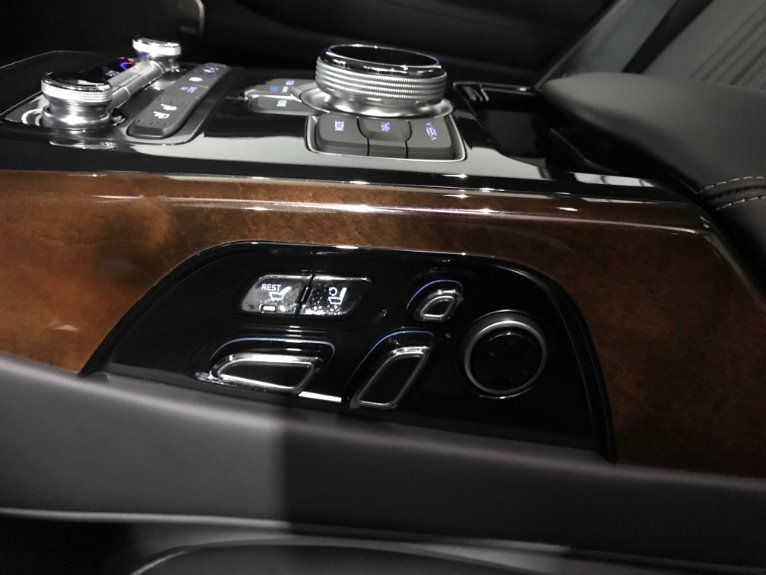Used-2018-Genesis-G90-AWD-50L-Ultimate