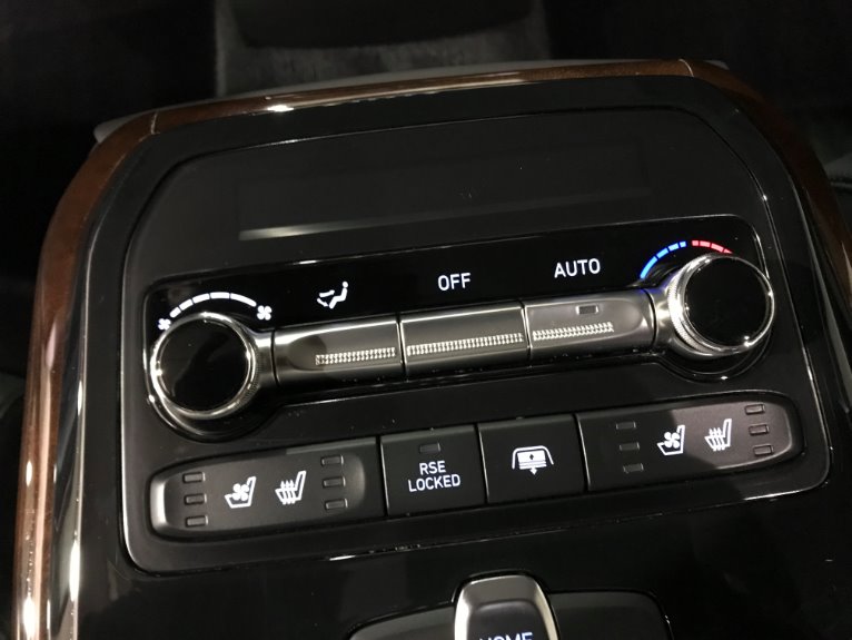 Used-2018-Genesis-G90-AWD-50L-Ultimate