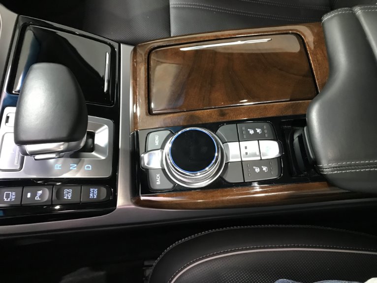 Used-2018-Genesis-G90-AWD-50L-Ultimate