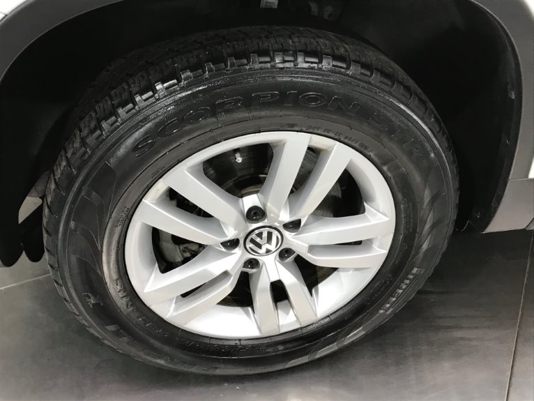 Used-2015-Volkswagen-Tiguan-S